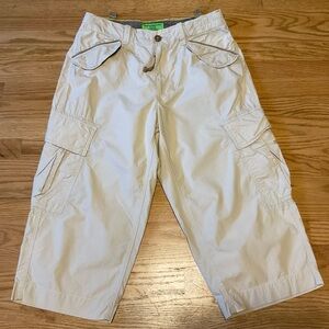 Gap 1969 Beige Long Lightweight Cargo Shorts. Functional Drawstring.